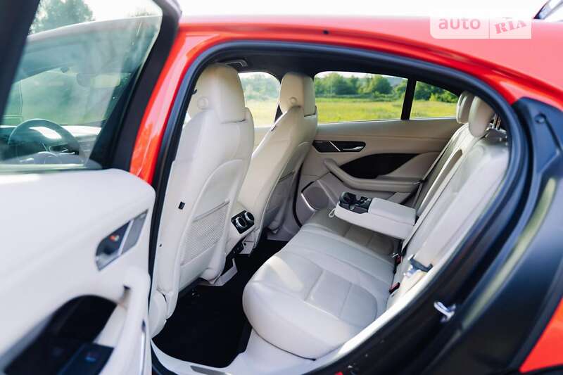 Позашляховик / Кросовер Jaguar I-Pace 2018 в Вінниці