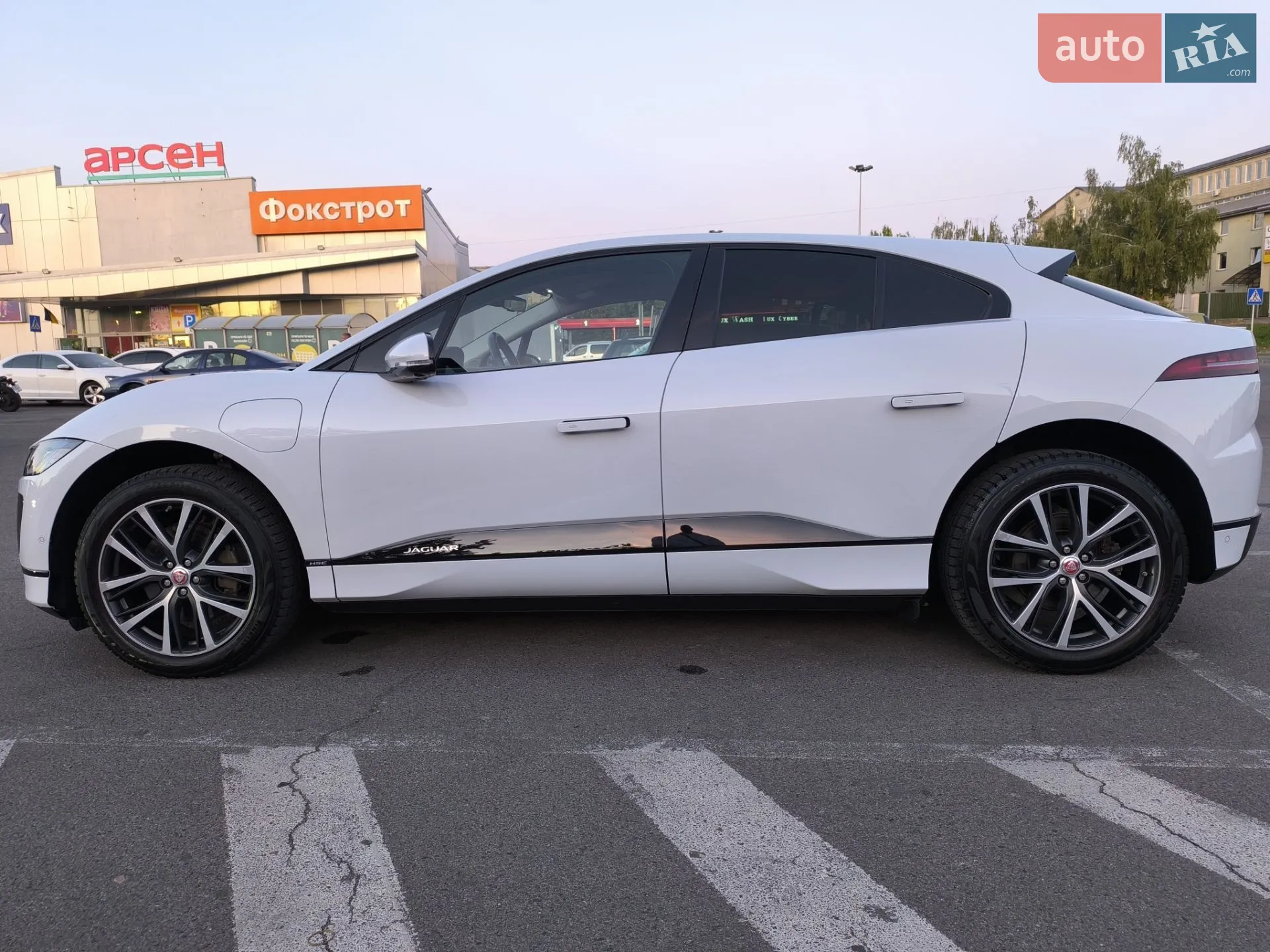 2019 Jaguar I-Pace - мініатюра 7