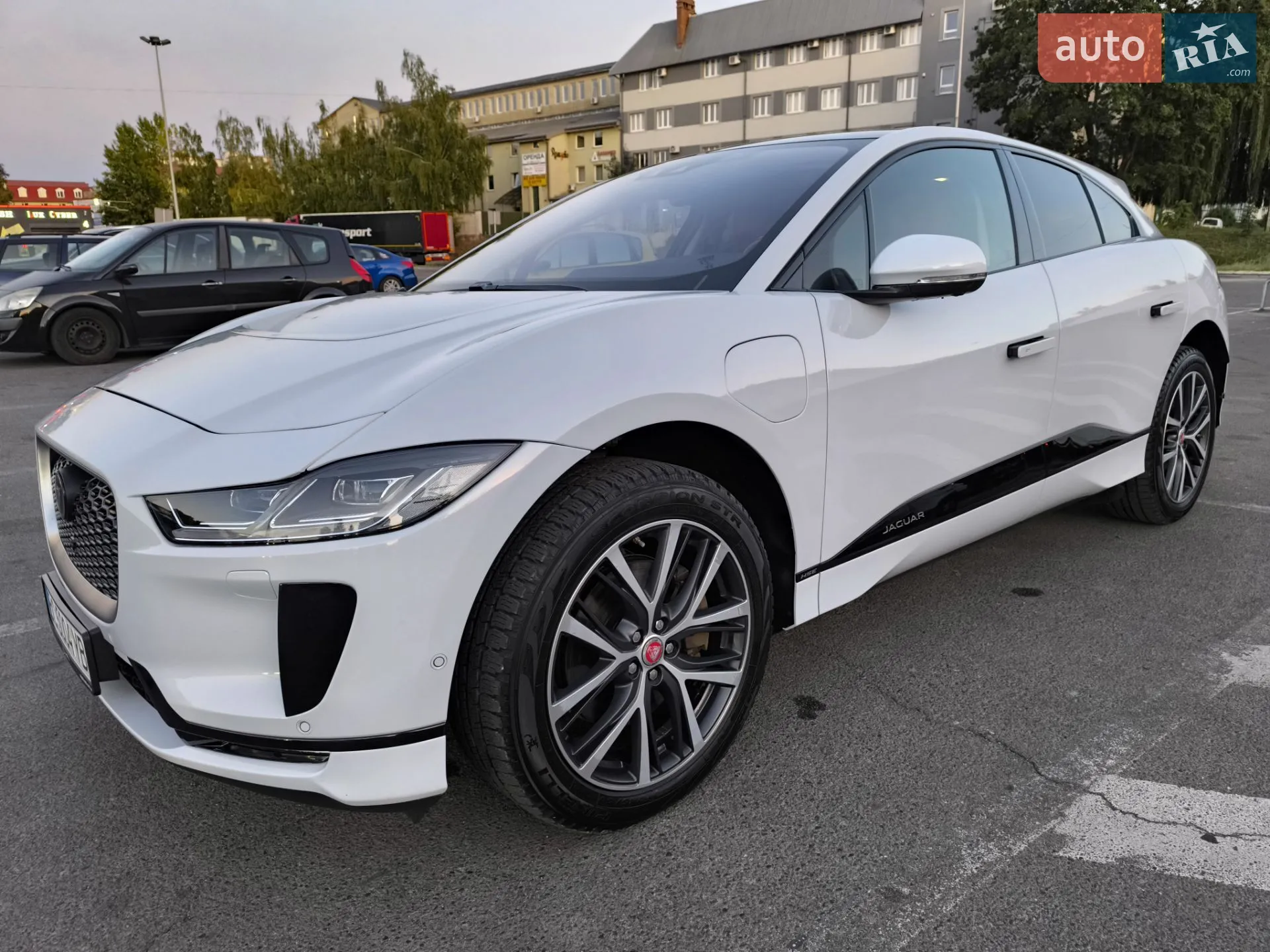 2019 Jaguar I-Pace - мініатюра 8