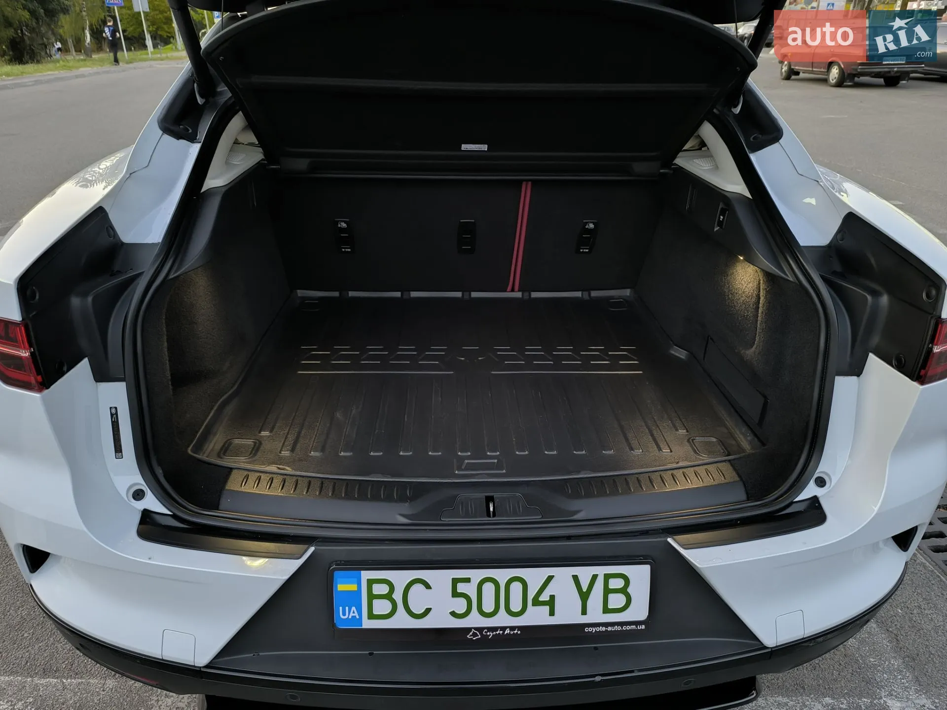 2019 Jaguar I-Pace - мініатюра 23
