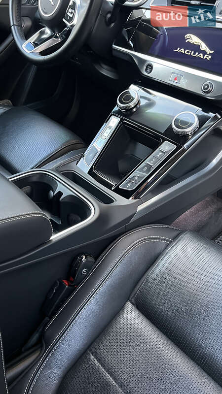 Позашляховик / Кросовер Jaguar I-Pace 2019 в Чернівцях