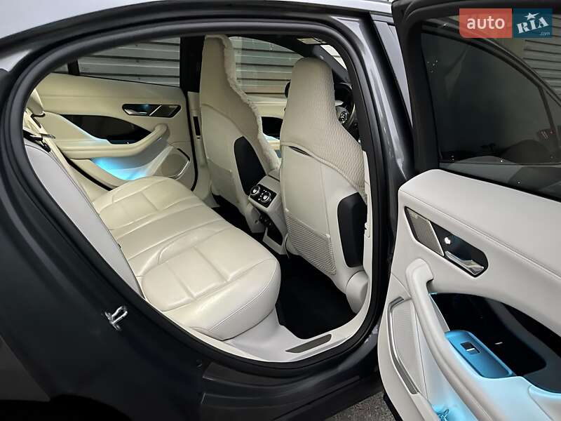 Позашляховик / Кросовер Jaguar I-Pace 2018 в Києві