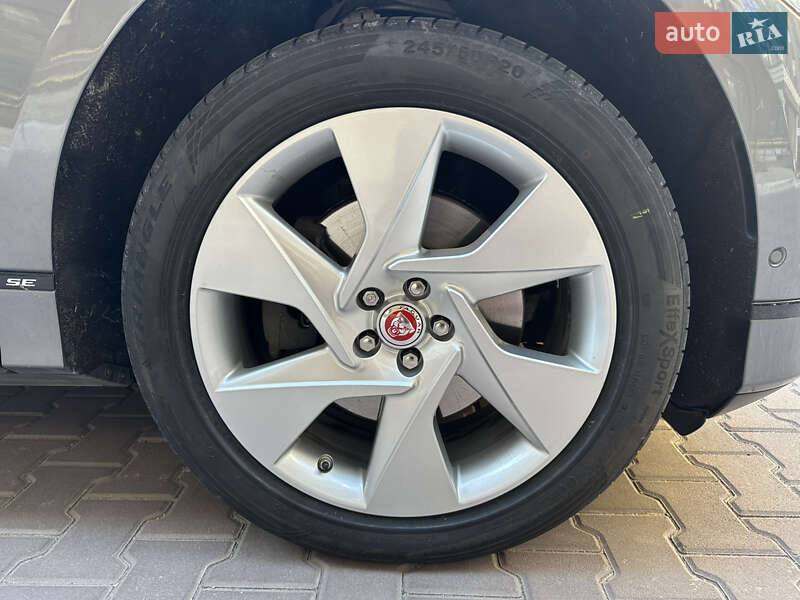 Внедорожник / Кроссовер Jaguar I-Pace 2019 в Киеве фото 23 Внедорожник / Кроссовер Jaguar I-Pace 2019 в Киеве