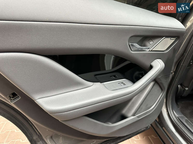 Внедорожник / Кроссовер Jaguar I-Pace 2019 в Киеве фото 52 Внедорожник / Кроссовер Jaguar I-Pace 2019 в Киеве