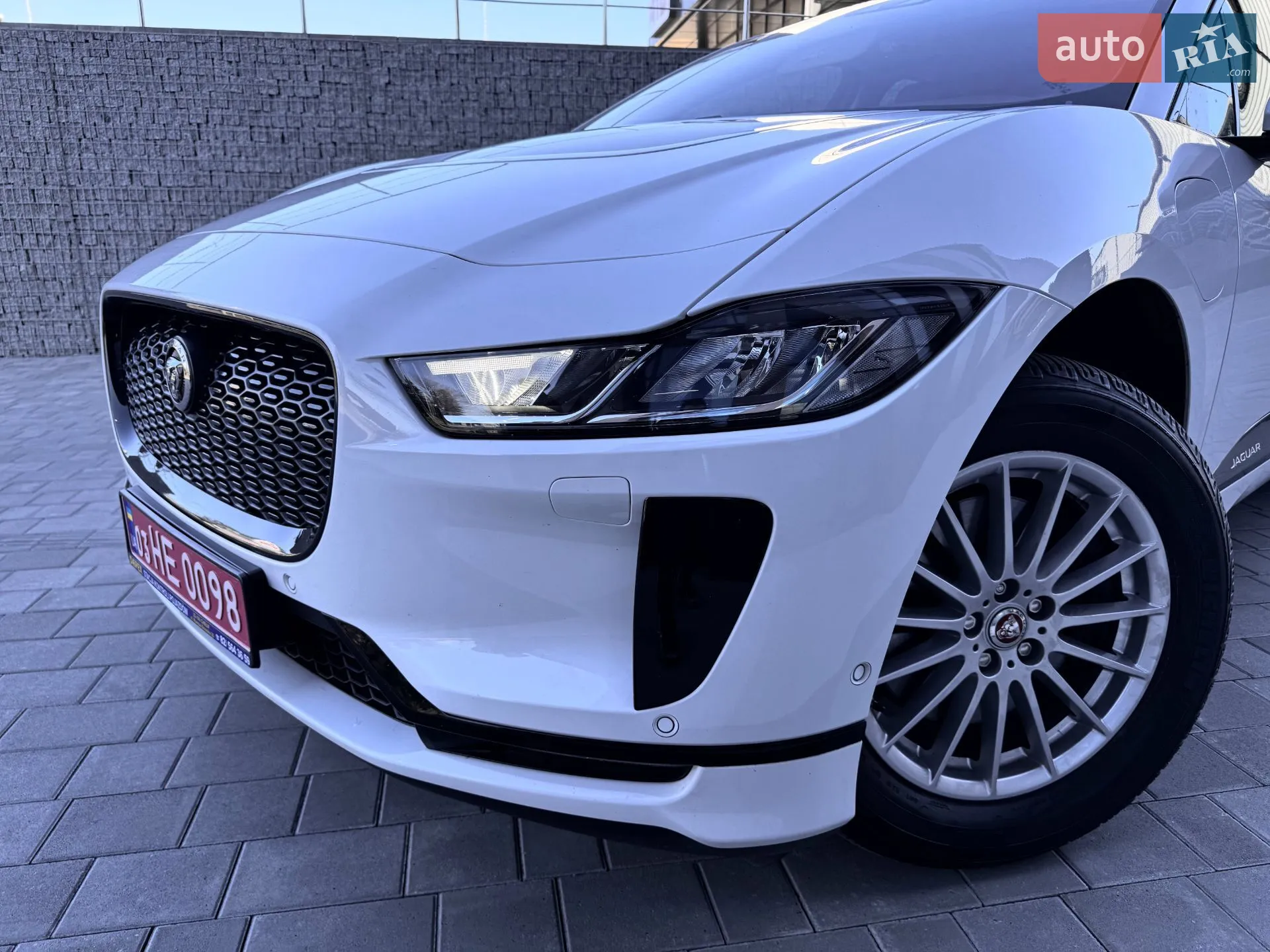 2019 Jaguar I-Pace - мініатюра 9