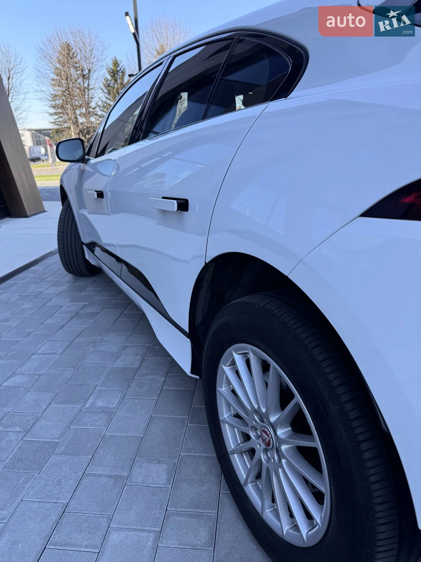 2019 Jaguar I-Pace - мініатюра 17