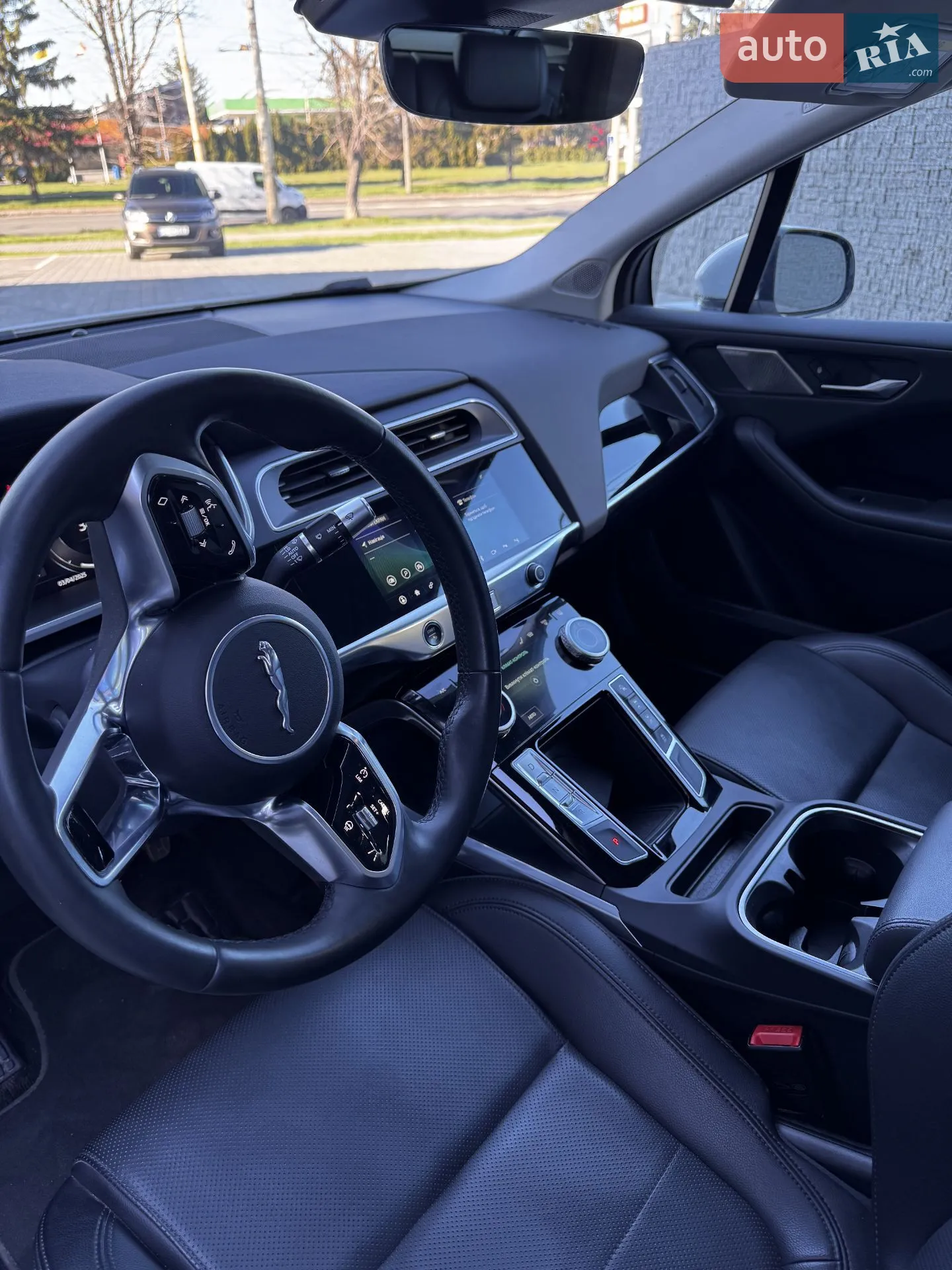 2019 Jaguar I-Pace - мініатюра 24