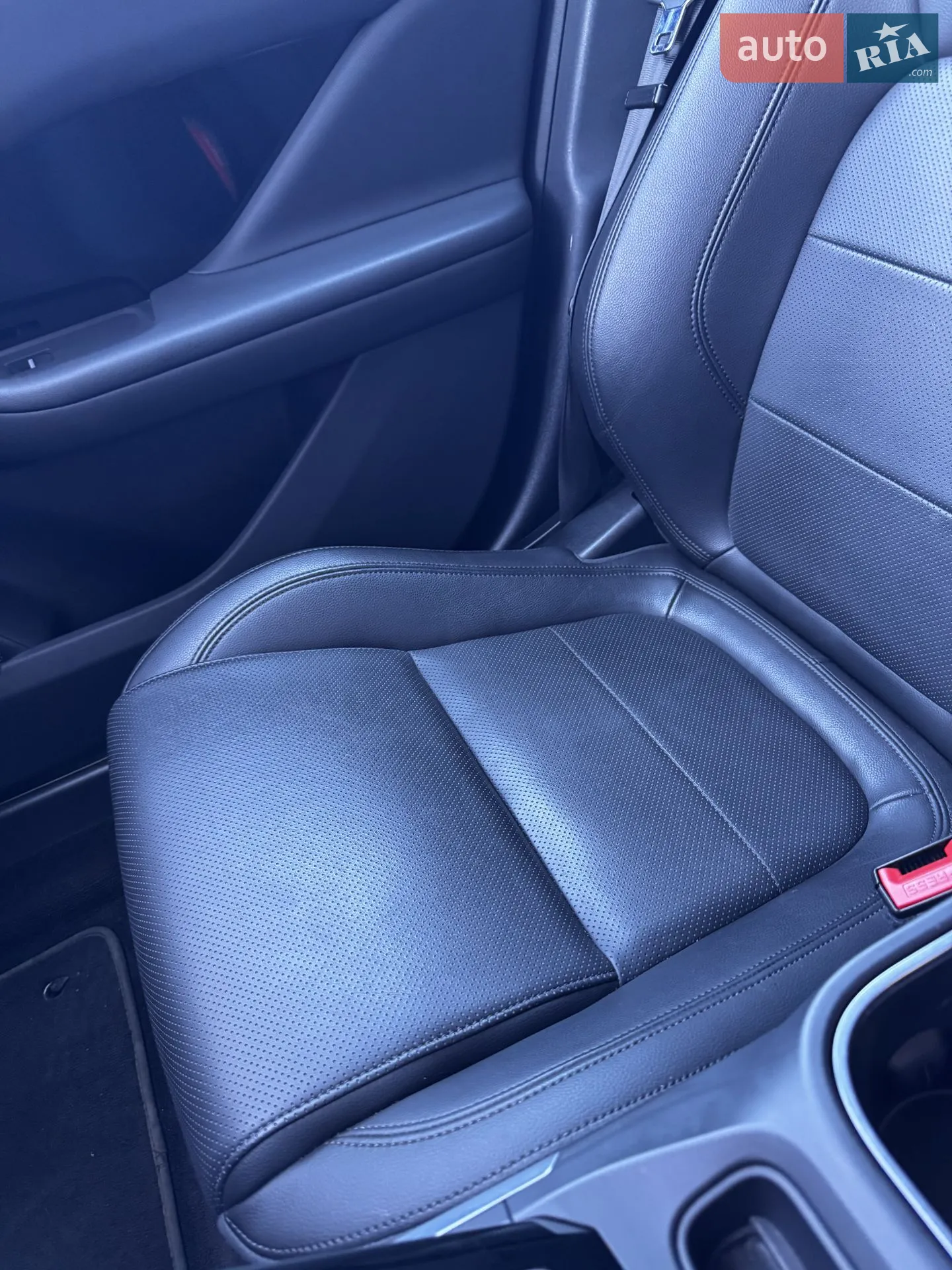 2019 Jaguar I-Pace - мініатюра 31