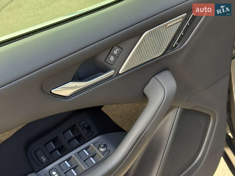 Внедорожник / Кроссовер Jaguar I-Pace 2018 в Киеве фото 29 Внедорожник / Кроссовер Jaguar I-Pace 2018 в Киеве