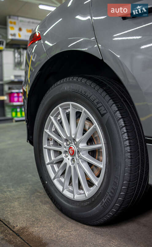 Внедорожник / Кроссовер Jaguar I-Pace 2018 в Черновцах фото 25 Внедорожник / Кроссовер Jaguar I-Pace 2018 в Черновцах