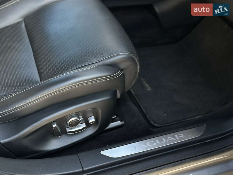 Внедорожник / Кроссовер Jaguar I-Pace 2018 в Староконстантинове фото 15 Внедорожник / Кроссовер Jaguar I-Pace 2018 в Староконстантинове