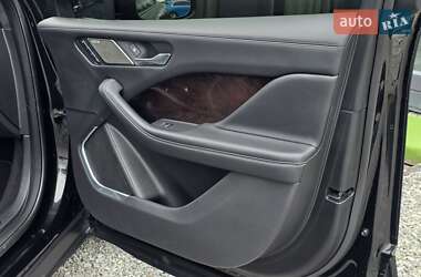 Позашляховик / Кросовер Jaguar I-Pace 2018 в 