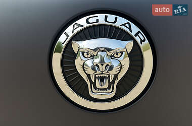 Внедорожник / Кроссовер Jaguar I-Pace 2024 в 