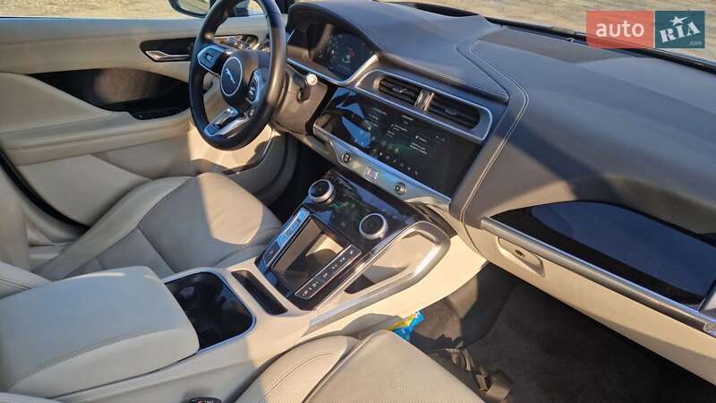 Позашляховик / Кросовер Jaguar I-Pace 2019 в Чернівцях