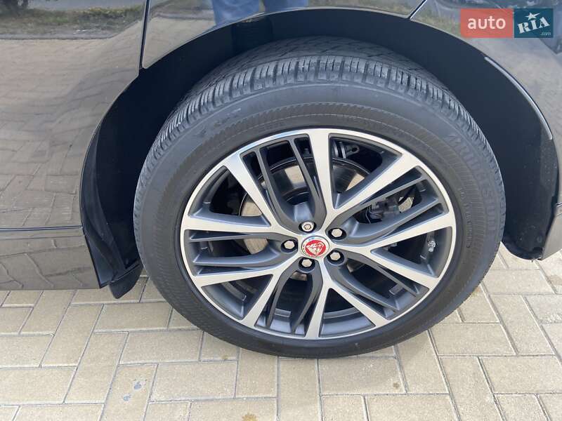 Внедорожник / Кроссовер Jaguar I-Pace 2018 в Хмельницком