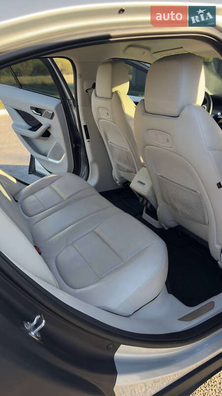 Внедорожник / Кроссовер Jaguar I-Pace 2018 в Каменском фото 6 Внедорожник / Кроссовер Jaguar I-Pace 2018 в Каменском