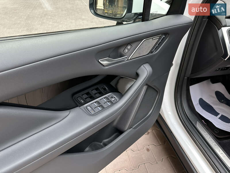 Внедорожник / Кроссовер Jaguar I-Pace 2021 в Киеве