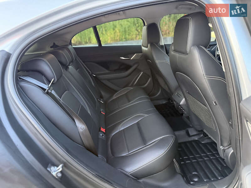 Позашляховик / Кросовер Jaguar I-Pace 2019 в Тернополі