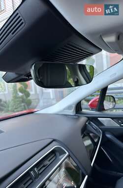 Позашляховик / Кросовер Jaguar I-Pace 2021 в 