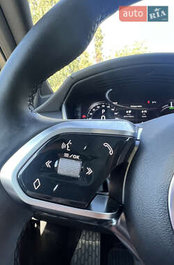 Позашляховик / Кросовер Jaguar I-Pace 2019 в 