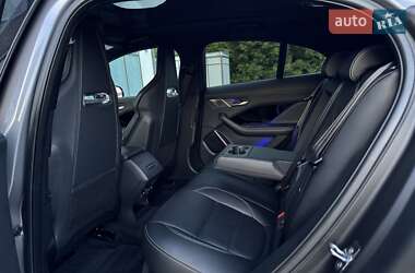 Позашляховик / Кросовер Jaguar I-Pace 2021 в 