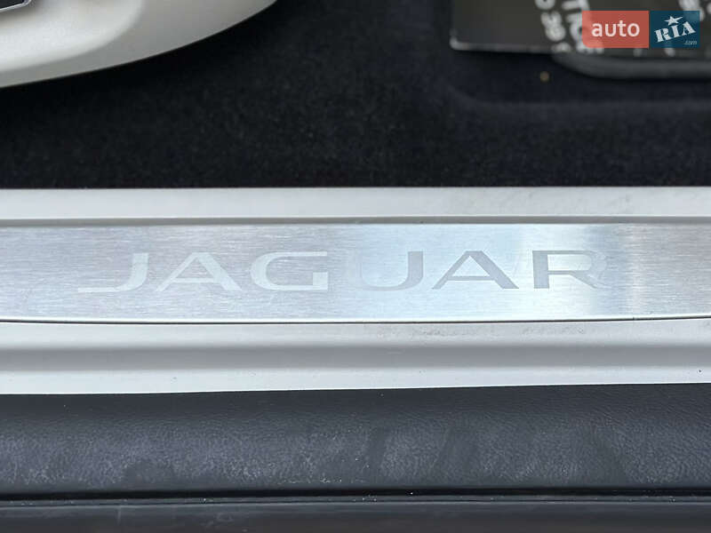 Внедорожник / Кроссовер Jaguar I-Pace 2020 в Киеве