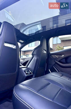 Позашляховик / Кросовер Jaguar I-Pace 2018 в 
