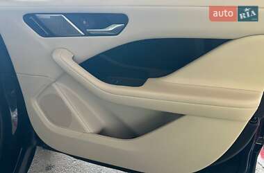 Позашляховик / Кросовер Jaguar I-Pace 2021 в 