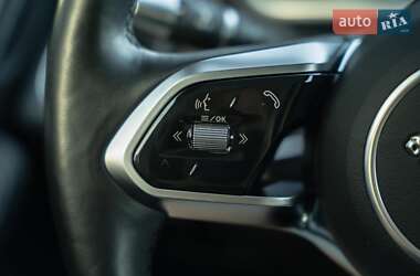 Внедорожник / Кроссовер Jaguar I-Pace 2018 в 