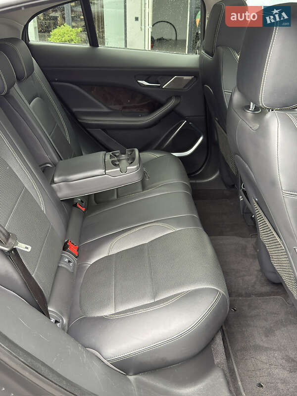 Внедорожник / Кроссовер Jaguar I-Pace 2018 в Черновцах