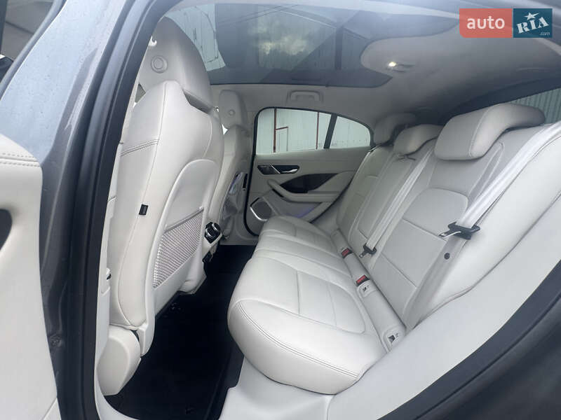 Позашляховик / Кросовер Jaguar I-Pace 2018 в Коломиї