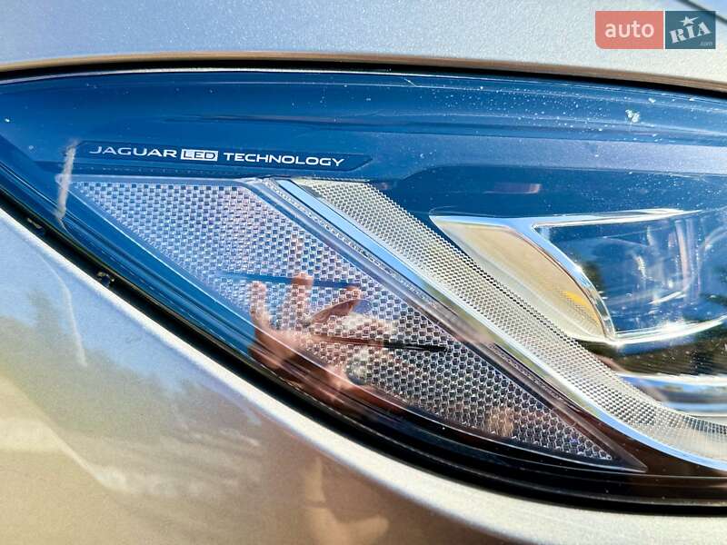 Позашляховик / Кросовер Jaguar I-Pace 2020 в Києві