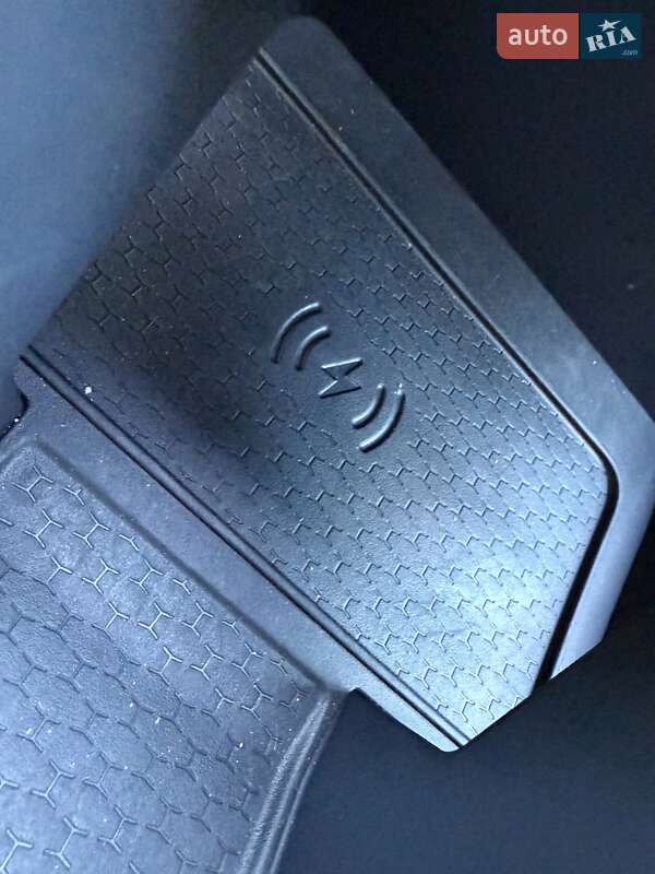 Внедорожник / Кроссовер Jaguar I-Pace 2023 в Киеве фото 114 Внедорожник / Кроссовер Jaguar I-Pace 2023 в Киеве