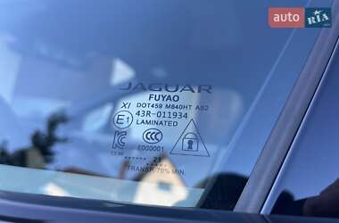 Позашляховик / Кросовер Jaguar I-Pace 2021 в 