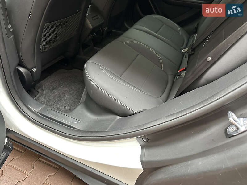 Внедорожник / Кроссовер Jaguar I-Pace 2021 в Киеве фото 34 Внедорожник / Кроссовер Jaguar I-Pace 2021 в Киеве