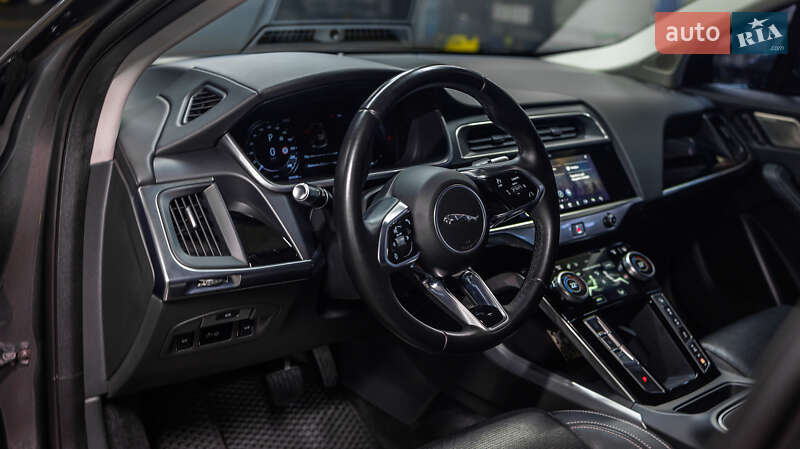Позашляховик / Кросовер Jaguar I-Pace 2019 в Чернівцях
