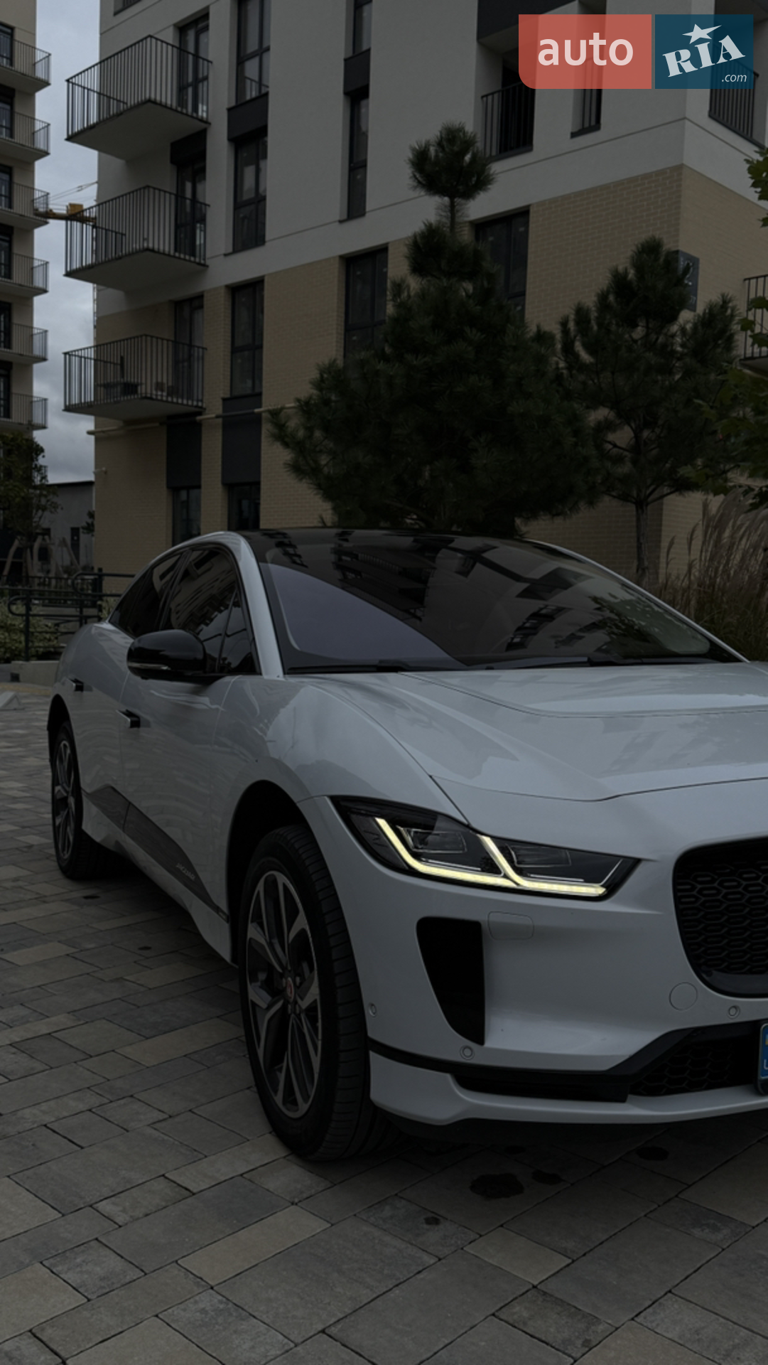 2019 Jaguar I-Pace - мініатюра 3
