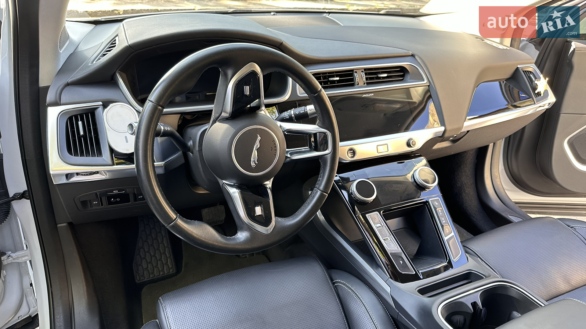 2019 Jaguar I-Pace - мініатюра 14
