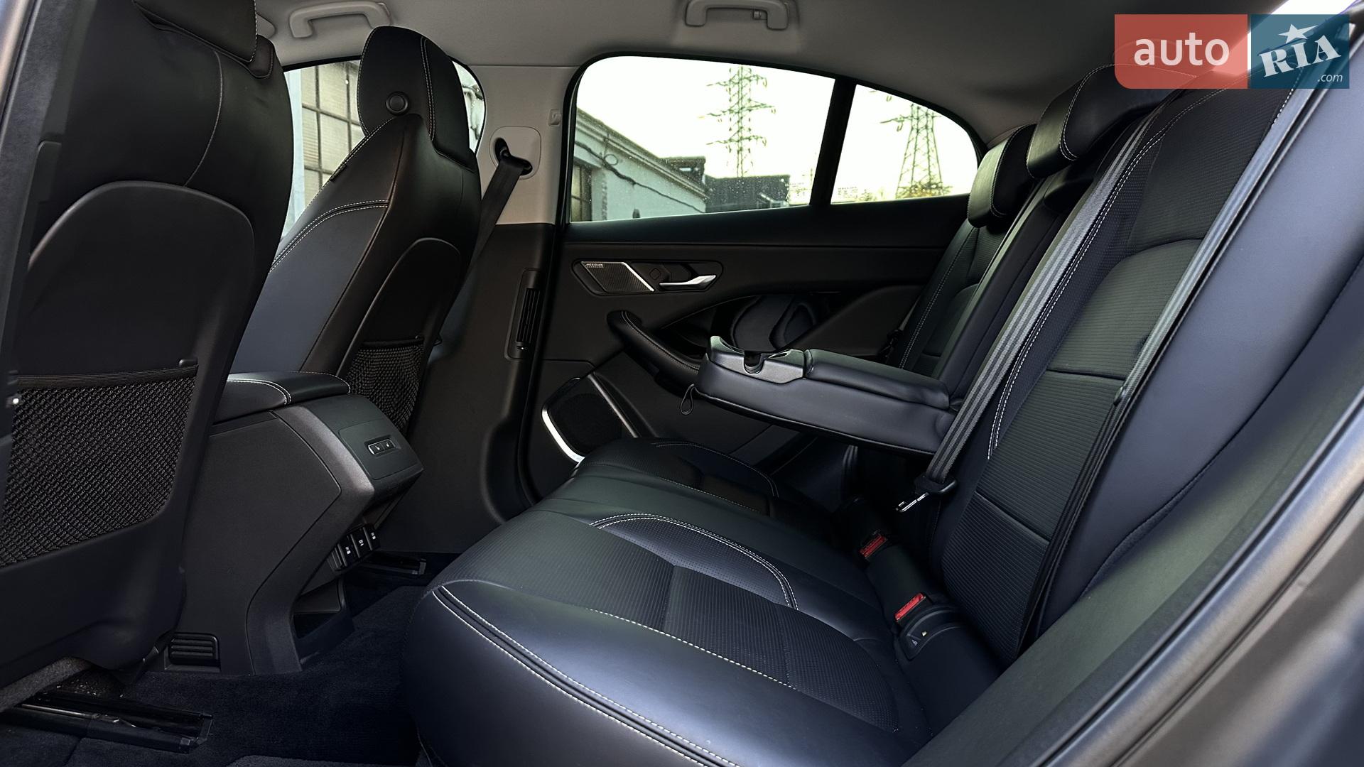 2019 Jaguar I-Pace - мініатюра 26