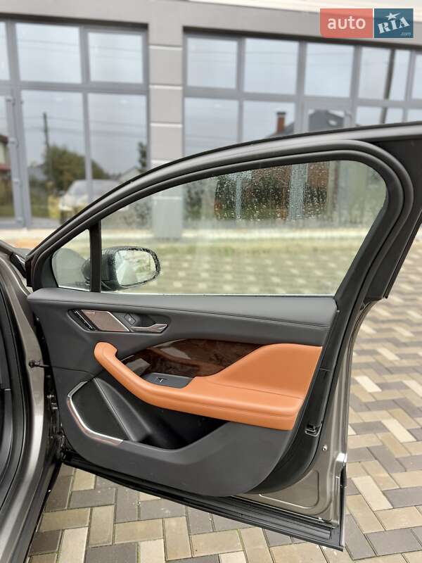 Внедорожник / Кроссовер Jaguar I-Pace 2019 в Киеве