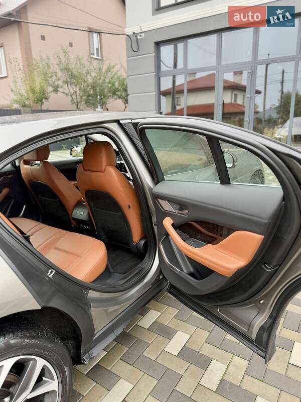 Внедорожник / Кроссовер Jaguar I-Pace 2019 в Киеве