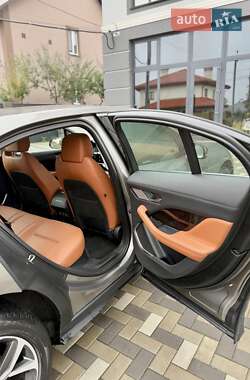 Позашляховик / Кросовер Jaguar I-Pace 2019 в 