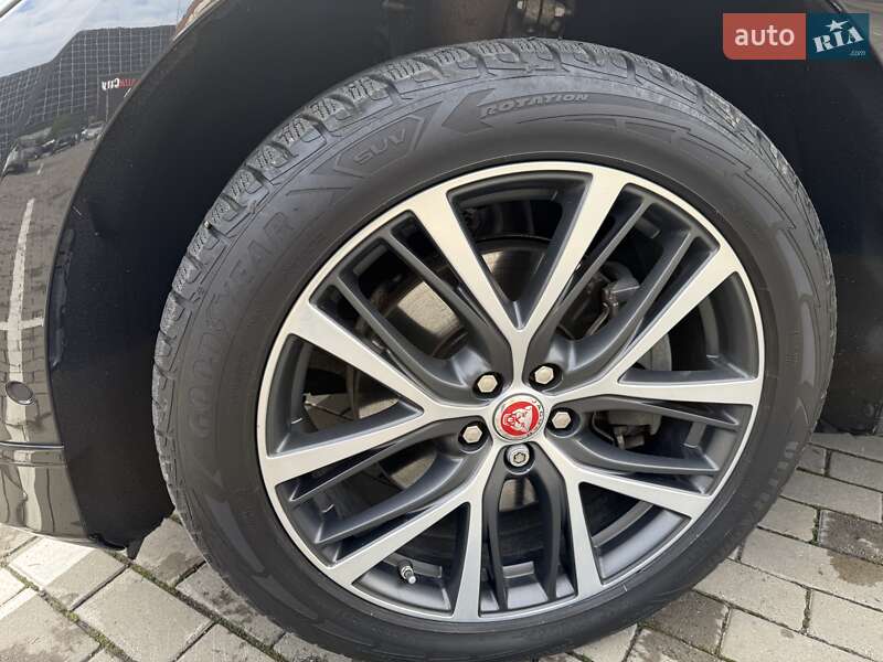 Внедорожник / Кроссовер Jaguar I-Pace 2018 в Луцке фото 25 Внедорожник / Кроссовер Jaguar I-Pace 2018 в Луцке