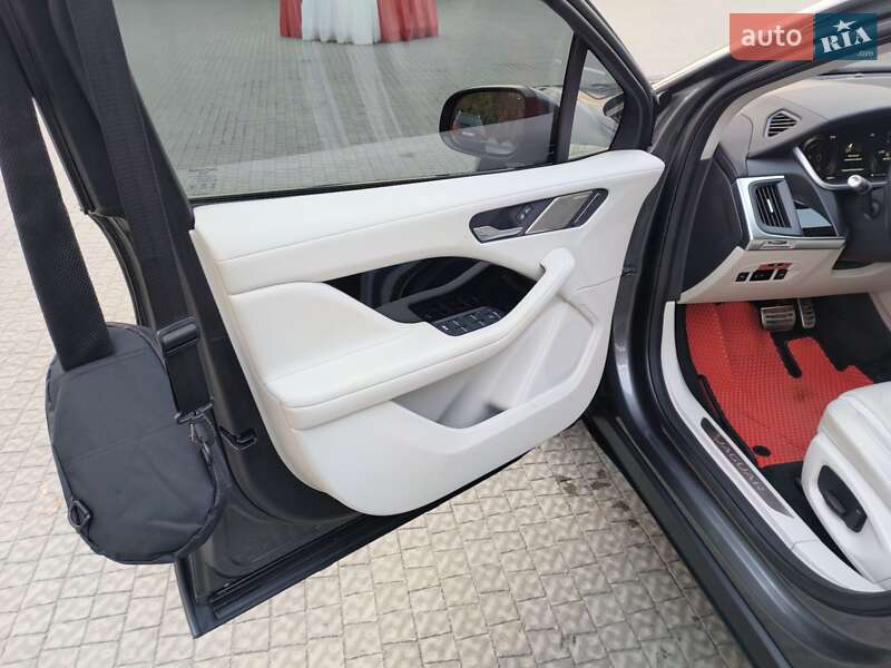 Позашляховик / Кросовер Jaguar I-Pace 2018 в Полтаві фото 10 Позашляховик / Кросовер Jaguar I-Pace 2018 в Полтаві