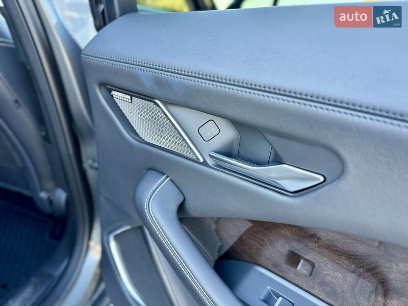 Позашляховик / Кросовер Jaguar I-Pace 2019 в Чернівцях