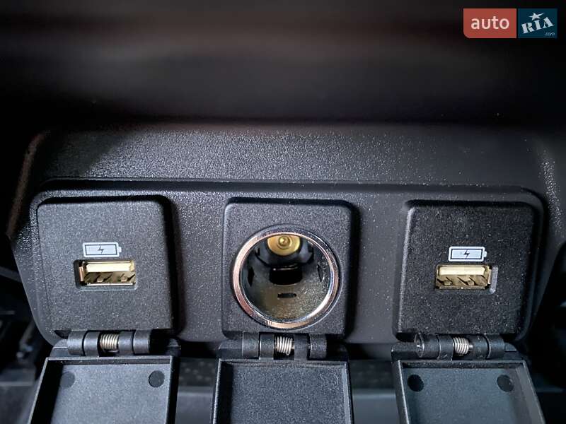 Внедорожник / Кроссовер Jaguar I-Pace 2019 в Львове фото 79 Внедорожник / Кроссовер Jaguar I-Pace 2019 в Львове