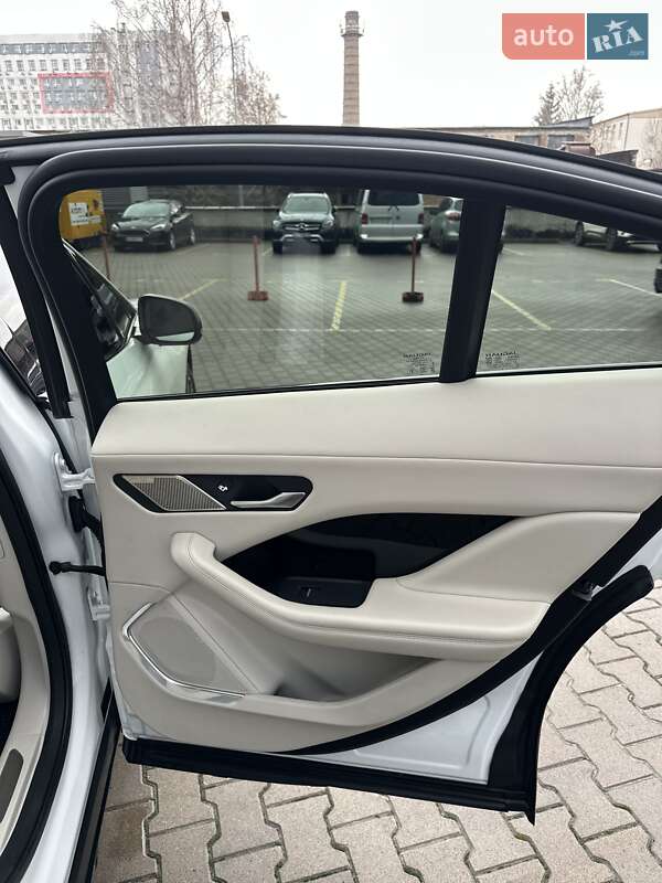 Внедорожник / Кроссовер Jaguar I-Pace 2018 в Киеве фото 29 Внедорожник / Кроссовер Jaguar I-Pace 2018 в Киеве