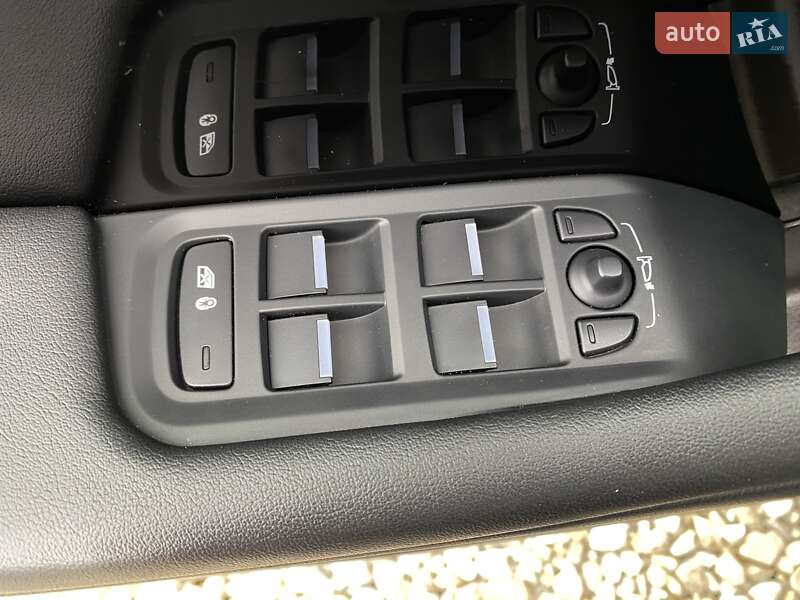 Позашляховик / Кросовер Jaguar I-Pace 2019 в Львові фото 31 Позашляховик / Кросовер Jaguar I-Pace 2019 в Львові