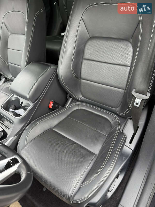 Внедорожник / Кроссовер Jaguar I-Pace 2018 в Киеве