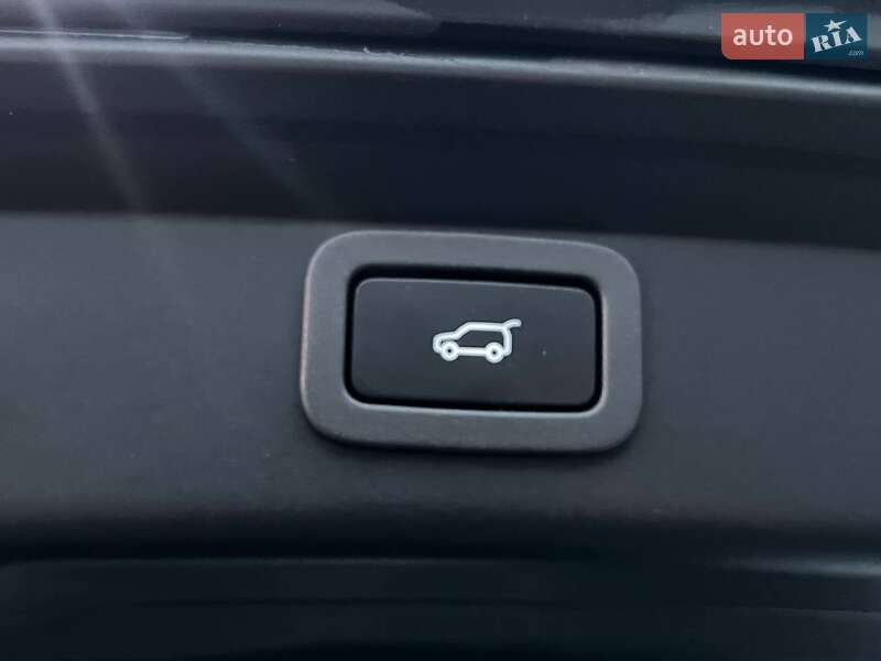 Внедорожник / Кроссовер Jaguar I-Pace 2018 в Киеве фото 33 Внедорожник / Кроссовер Jaguar I-Pace 2018 в Киеве